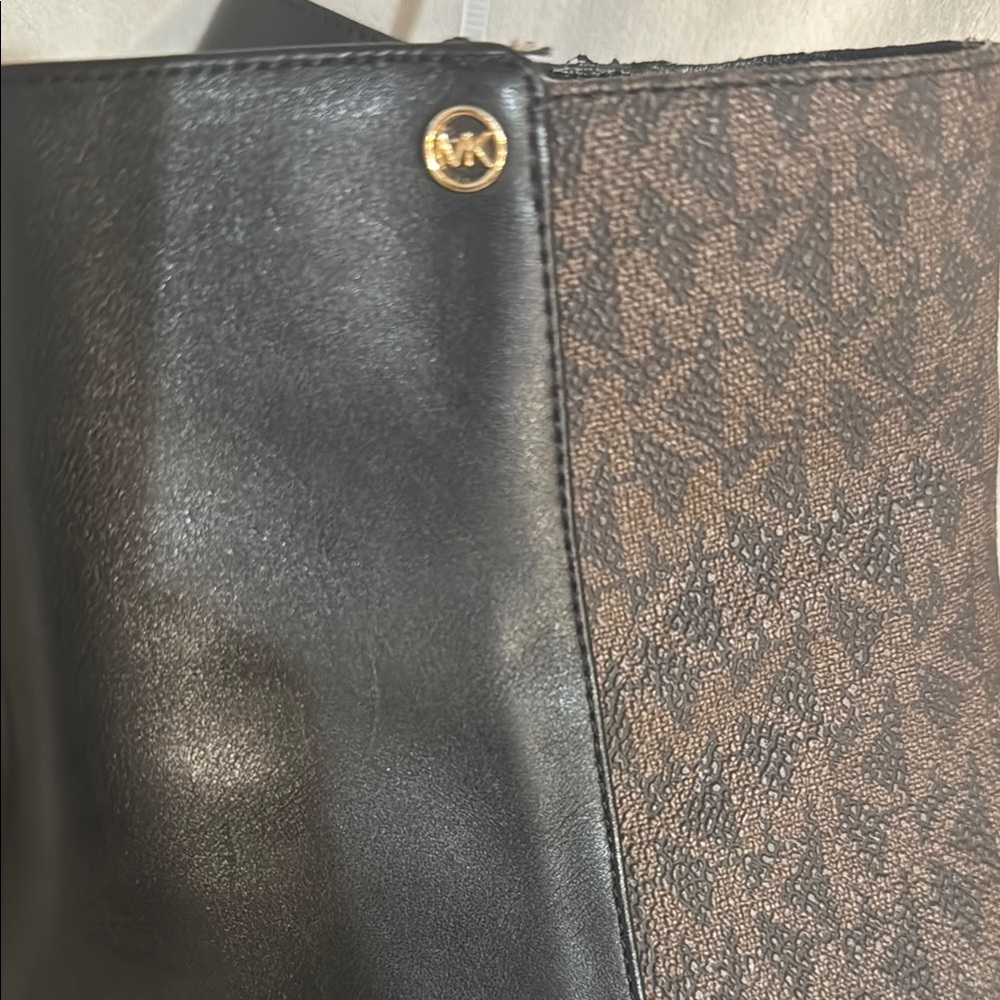 Michael Kors Black and Brown Women's Ankle Boots - Picture 4 of 10
